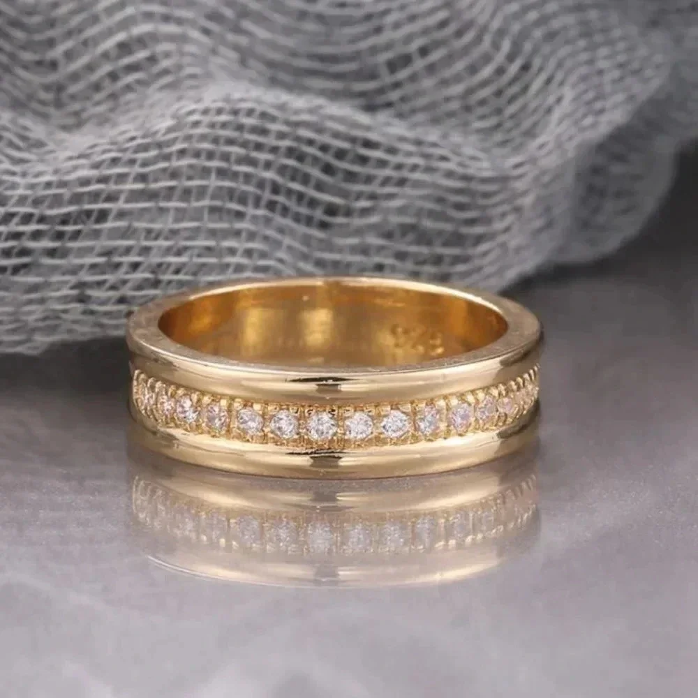 18k Gold Pave Diamond Ring Band